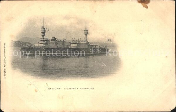 Marine Neptune Cuirasse a Tourelles