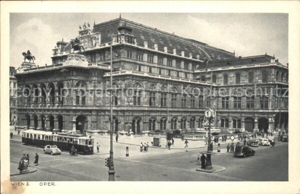 Opergebaeude Wien Strassenbahn