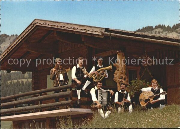 Musikanten Bergland Quintett Gitarre Akkordeon Pos