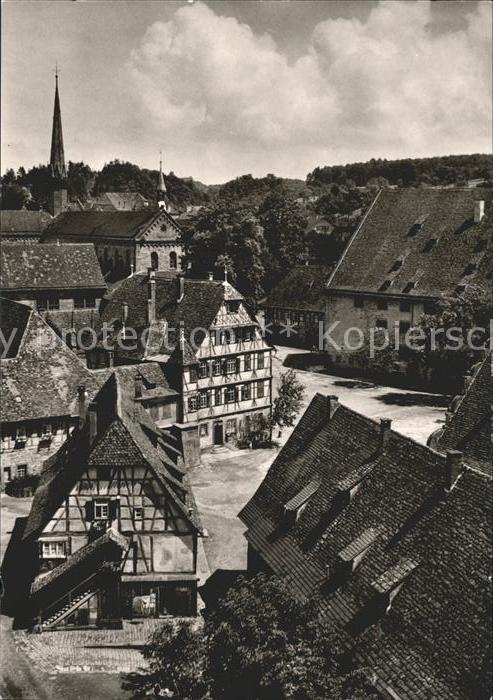 Maulbronn Kloster Blick in den Klosterhof