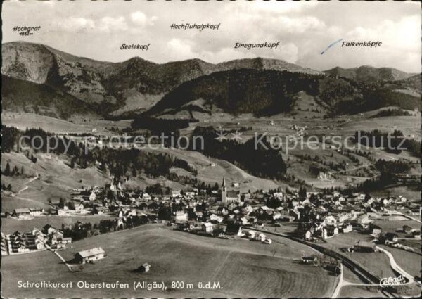 Oberstaufen Ortsansicht mit Alpen