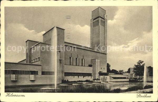 Hilversum Stadhuis Fontäne