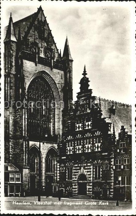 Haarlem Vleeshal met fragment Grote Kerk