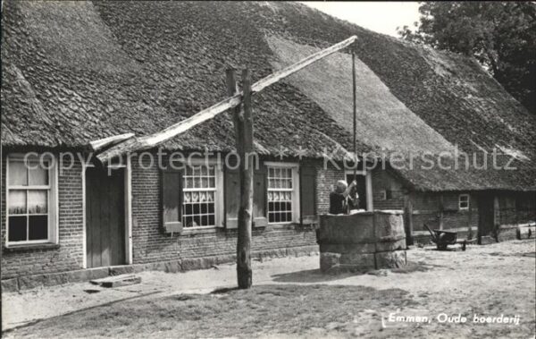 Emmen Netherlands Oude boerderij Brunnen
