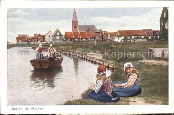 Marken Gezicht met Kerk Kinder Trachten Boot