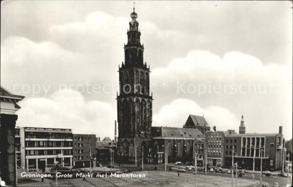 Groningen Groote Markt met Martinitoren