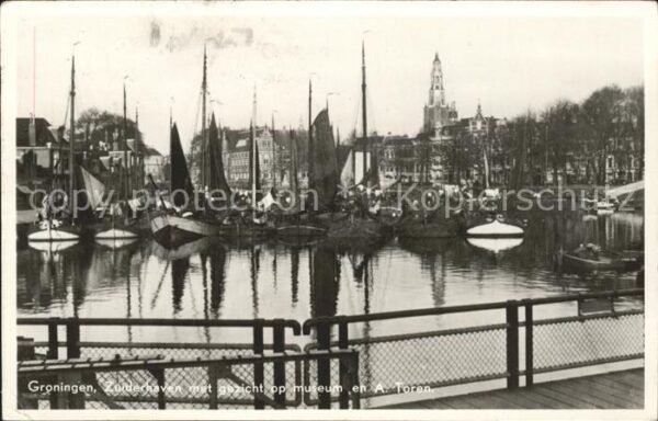 Groningen Zuiderhaven Museum en A. Toren Hafen Sc