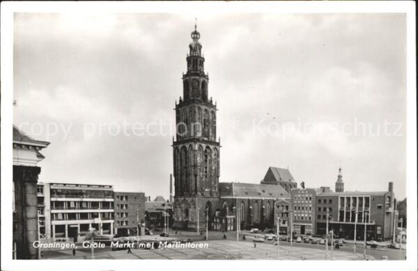 Groningen Grote Markt met Martinitoren