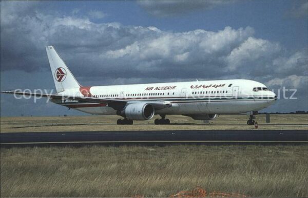 Flugzeuge Zivil Air Algerie Boeing 767-300 7T-VJJ