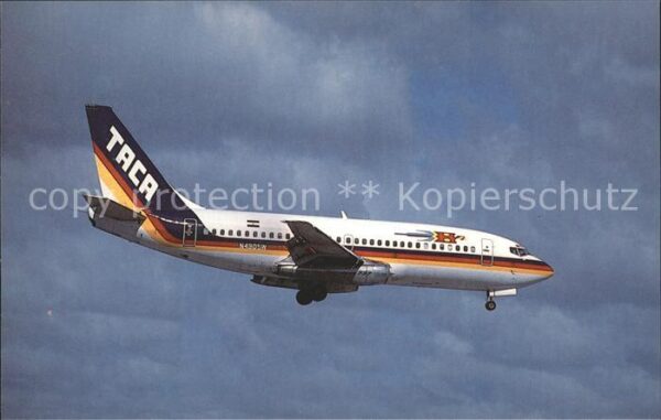 Flugzeuge Zivil TACA International Airlines SA Boeing 7