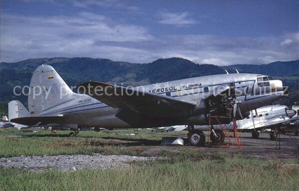 Flugzeuge Zivil HK-400 Curtiss C. 46F c/n 22468 Aerosol