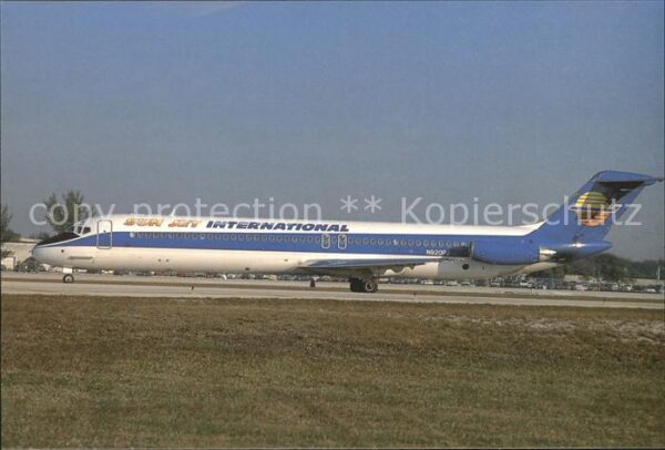 Flugzeuge Zivil SUN JET INTERNATIONAL McDDouglas CD-9-5