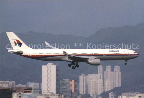 Flugzeuge Zivil Malaysia Airlines Airbus A330-322 9M-MK