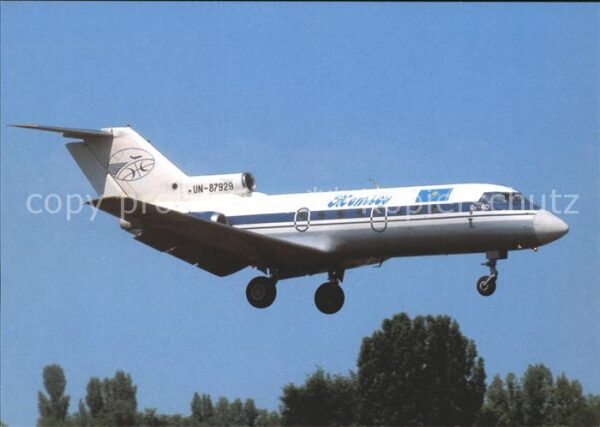 Flugzeuge Zivil Yakovlev 40 UN-87929 (cn 9742055)