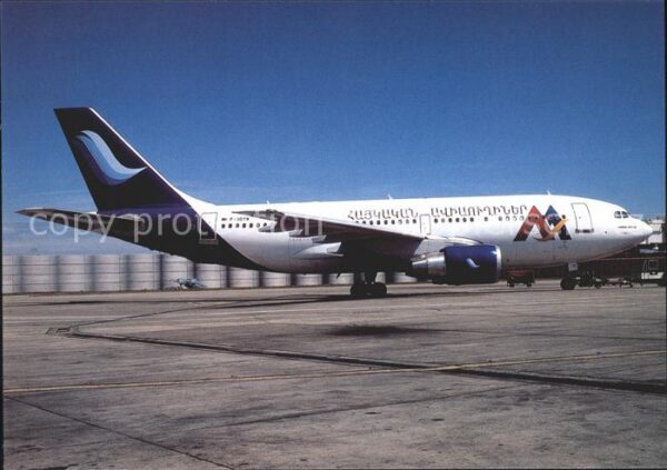 Flugzeuge Zivil Armenia airlines A310-222 F-OGYW c/n 27