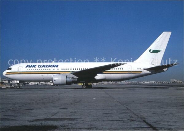 Flugzeuge Zivil Air Gabon Boeing B-767-200 TR-LEJ
