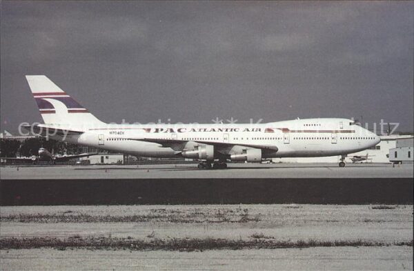 Flugzeuge Zivil PAC Atlantic Air Boeing 747-146 N704CK