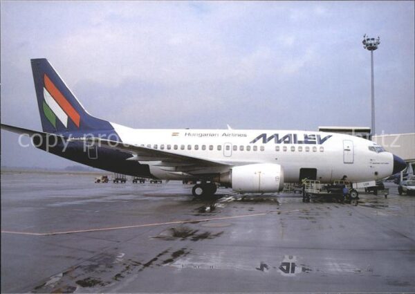 Flugzeuge Zivil Malev Hungarian Airlines B-737-5K5 HA-L