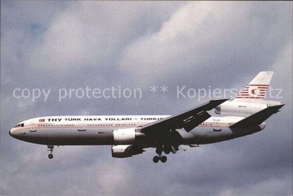 Flugzeuge Zivil THY Turk Hava Yollari TC-JAU Douglas DC