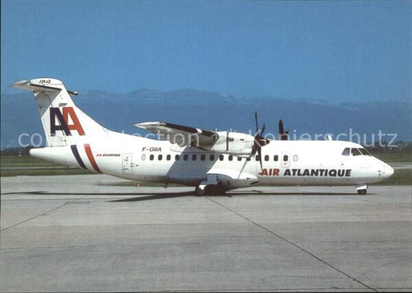 Flugzeuge Zivil Air Atlantique Aerospatiale Alenia ATR-