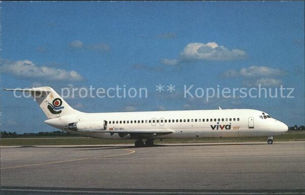 Flugzeuge Zivil Viva Air DC-9-32 EC-BIU Lyon Satolas
