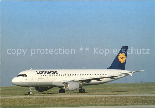 Lufthansa Airbus A-320 D-AIPT