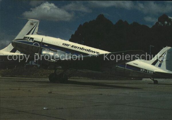 Flugzeuge Zivil Air Zimbabwe VP-YNH Douglas DC-3 C-47B