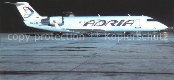 Flugzeuge Zivil Canadair Regional Jet CL600-2B19 S5-AAE
