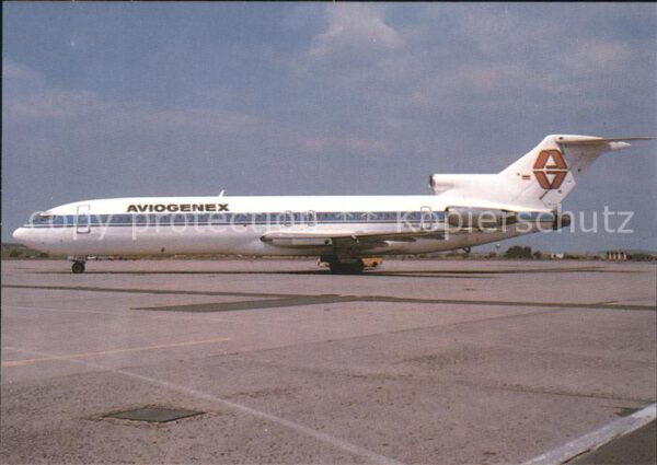 Flugzeuge Zivil Aviogenex 727-276A YU-AKO Boeing 727-27