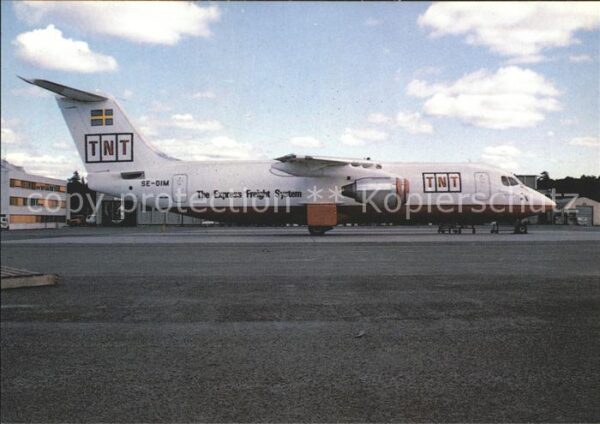 Flugzeuge Zivil TNT BAe 146 QT SE-DIM