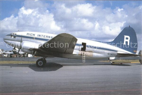 Flugzeuge Zivil Rich International Airways C46A N74173