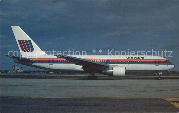 Flugzeuge Zivil UNITED Boeing 767-222 AL036 N608UA S/N