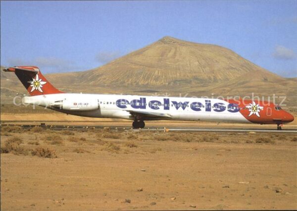 Flugzeuge Zivil Edelweiss Air McDDouglas MD-83 HB-IKP c