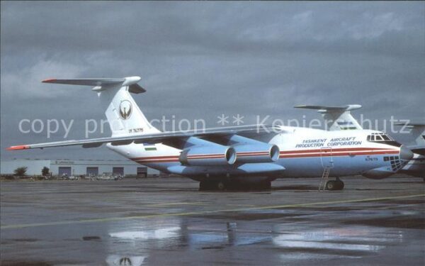 Flugzeuge Zivil Tashkent Aircraft Production Company IL