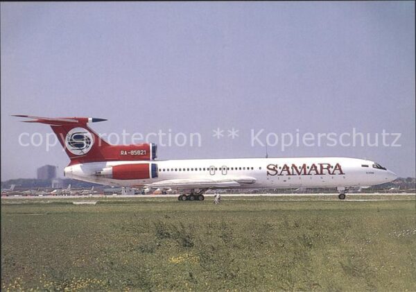 Flugzeuge Zivil Samara Airlines Tupolev 154M RA-85821 c