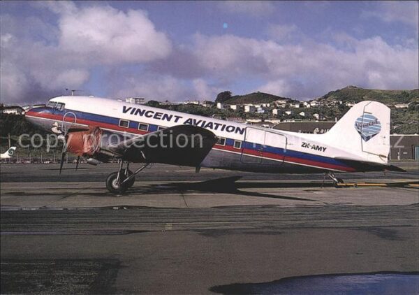 Flugzeuge Zivil Vincent Aviation Dougas DC-3C ZK-AMY c/