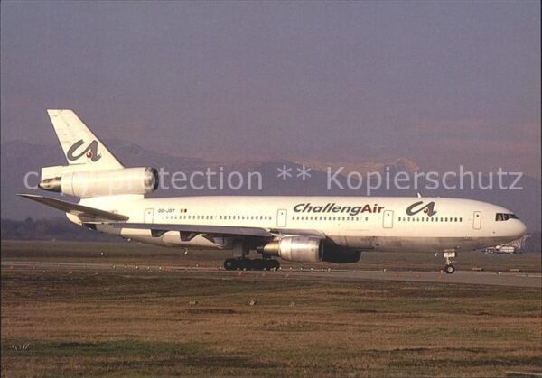 Flugzeuge Zivil Challengair  McDonnell Douglas DC-10-30