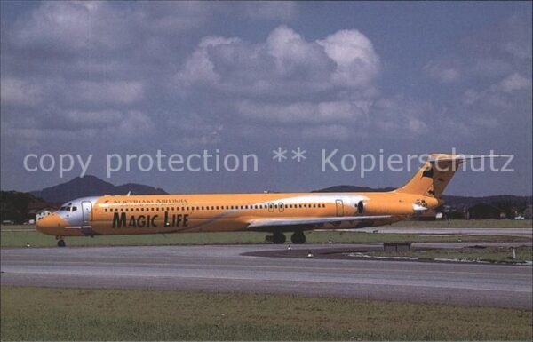 Flugzeuge Zivil Austrian Airways MD-82 OE-LMB Magic Lif