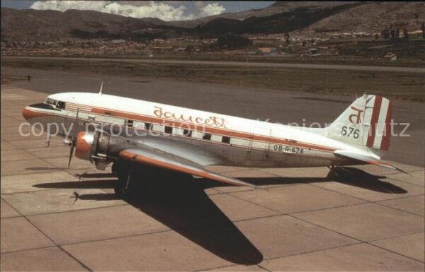Flugzeuge Zivil Fancett DC-3 OB-R-676