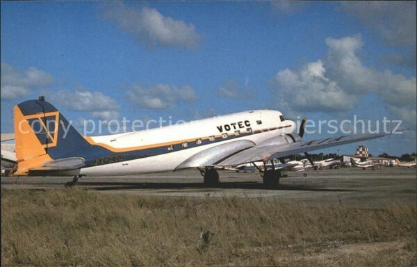 Flugzeuge Zivil Votec Douglas DC-3/C-47A PT-KYX c/n 252