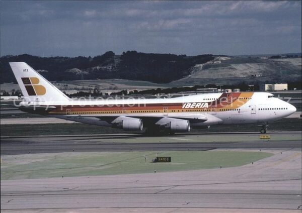 Flugzeuge Zivil Iberia B747-300 TF-ATJ