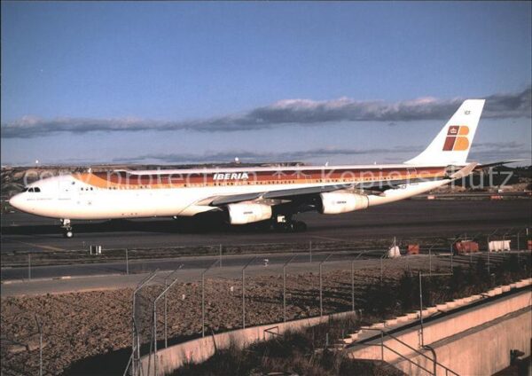 Flugzeuge Zivil Iberia A340-313X EC-ICF Cn 459