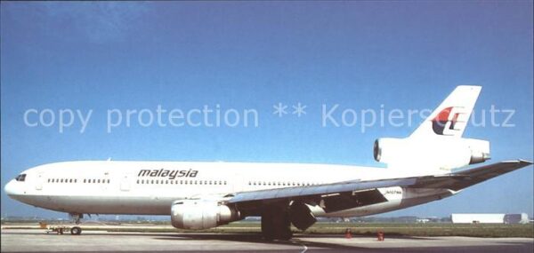Flugzeuge Zivil Malaysia Douglas DC-10-30CF N107WA N/C-