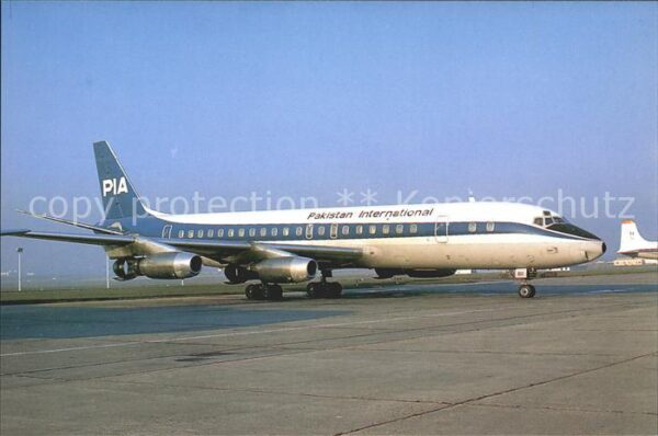 Flugzeuge Zivil Pakistan International DC-8-21 N819F C/