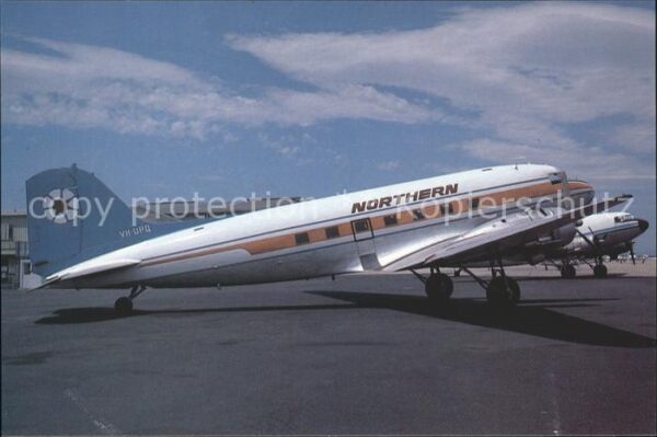 Flugzeuge Zivil Northern World of Transport DC3 VH-UPQ