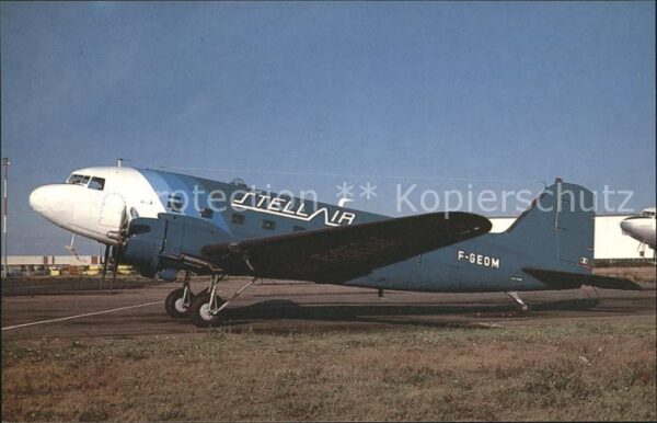 Flugzeuge Zivil McDouglas DC-3c F-GEOM c/n 9798 of Stel