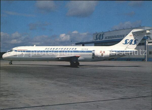 Flugzeuge Zivil SAS DC-9-33F