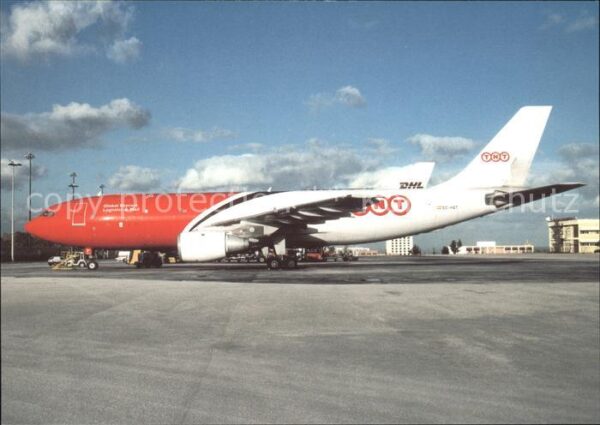 Flugzeuge Zivil TNT Airbus Industrie A300B4-103F EC-HQT
