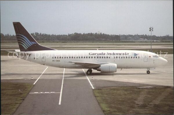 Flugzeuge Zivil PK-GWA Boeing 737 3Q8 c/n 24403 Garuda