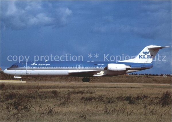 Flugzeuge Zivil KLM City Hopper Fokker 100 PH-OFD c/n 1